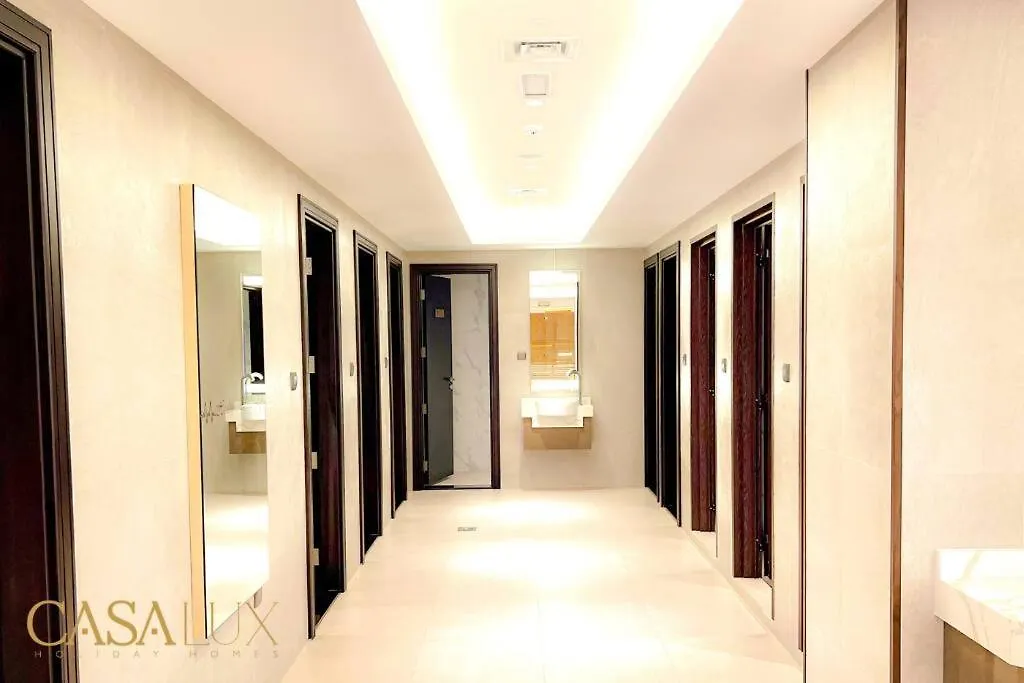 Lovely Big Studio W/ Burj Khalifa View In Downtown Dubai Apartment